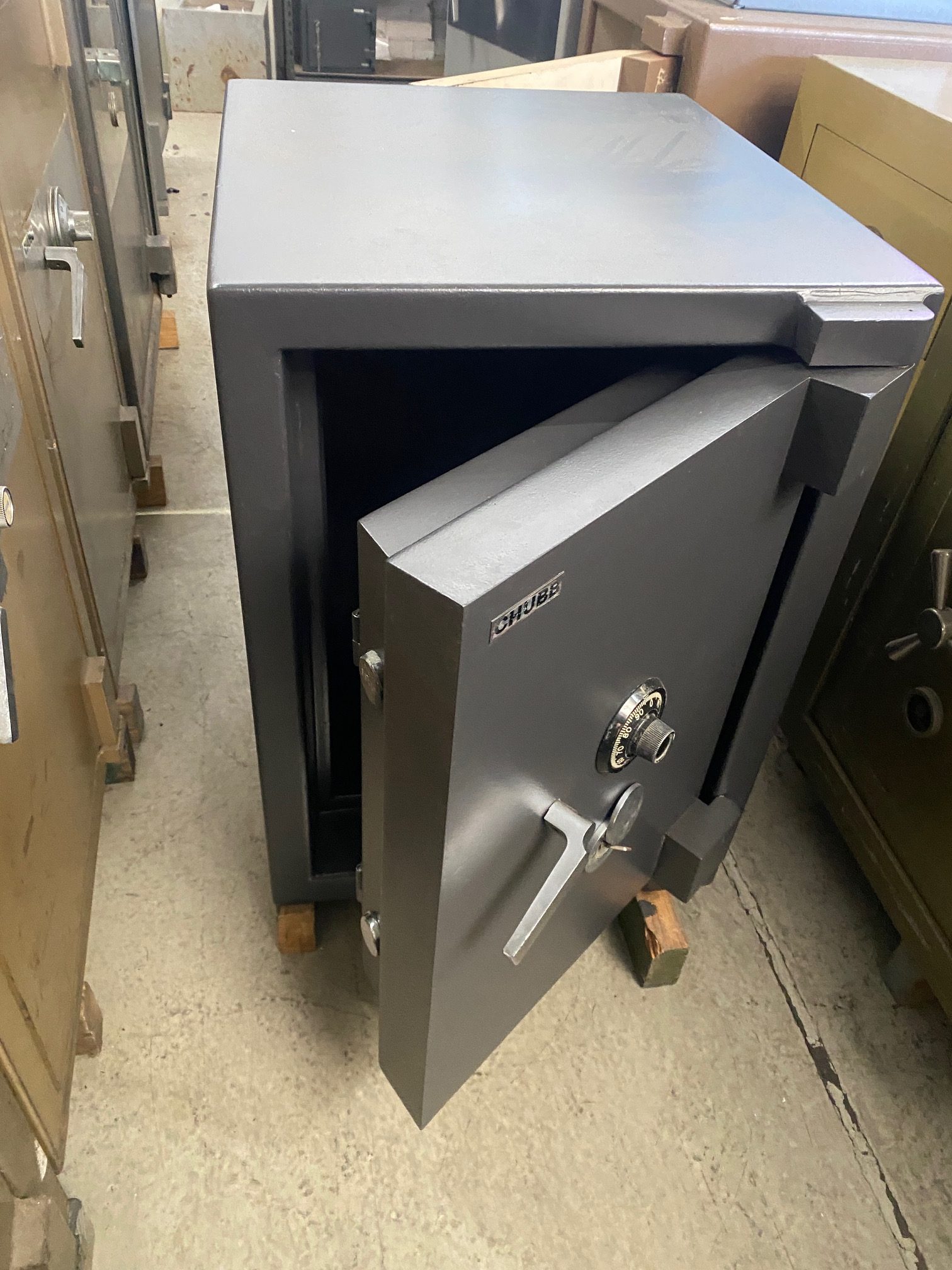 Chubb combination cash safe - Used Safes