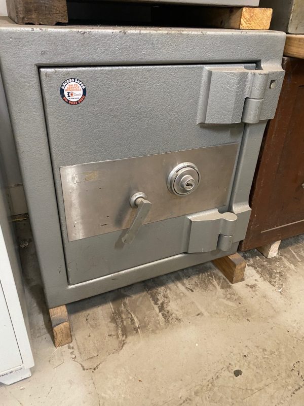 Used Lord TDR cash management safe - Used Safes