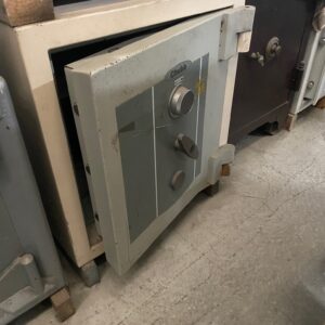 Chubb Newcastle MKII 715 safe - Used Safes