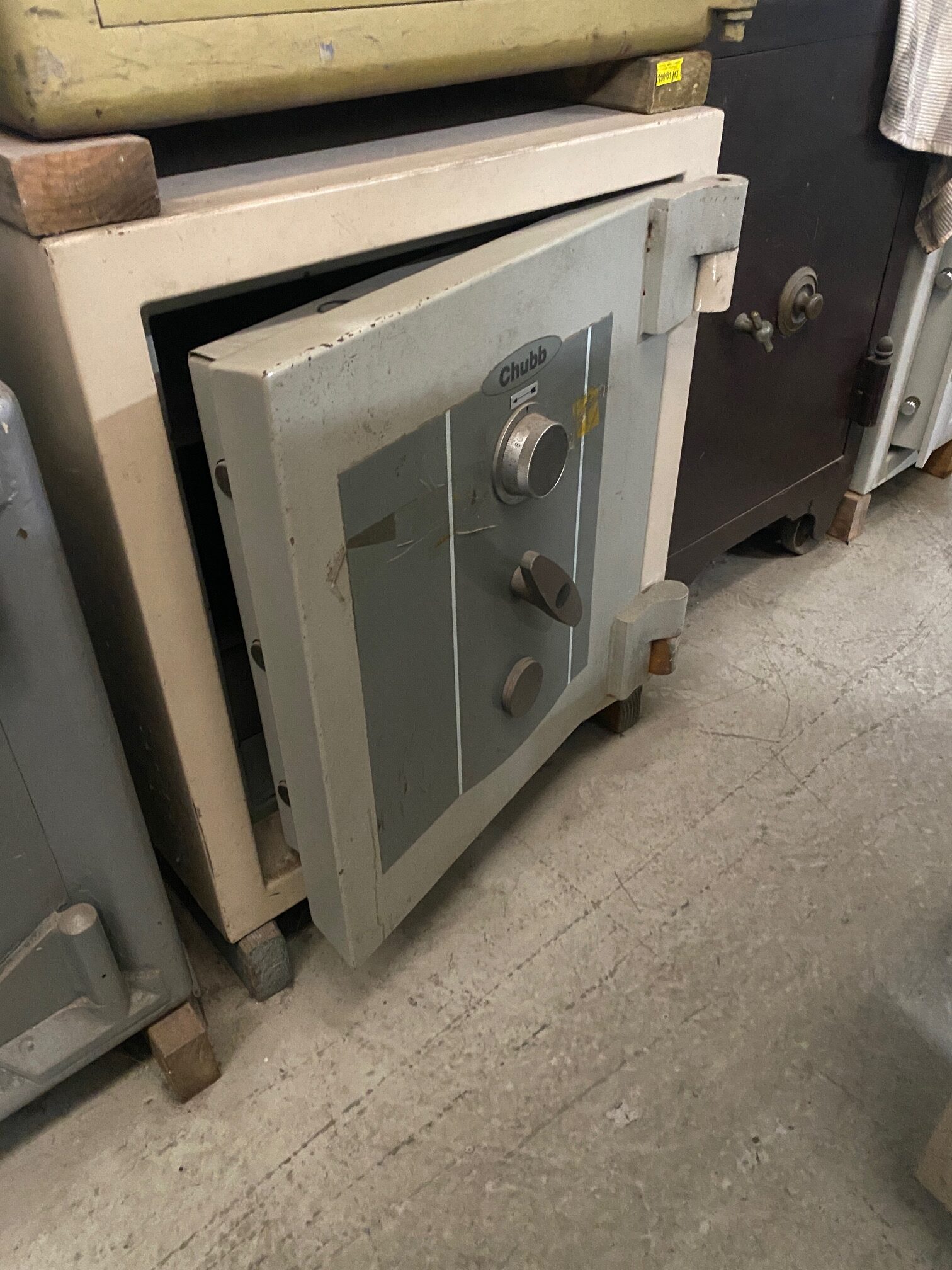 Chubb Newcastle MKII 715 safe - Used Safes