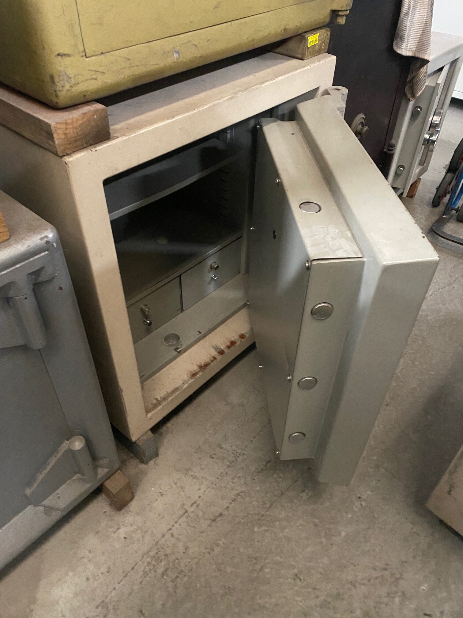Chubb Newcastle MKII 715 safe - Used Safes