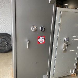 Tank security cabinet safe - Used Safes