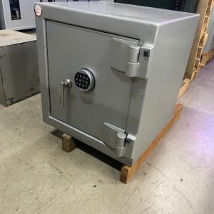 Lord TDR cash safe - Used Safes