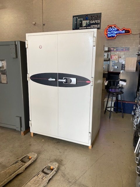 Diplomat 300EH fire resistant safe - Guardall Office Safes