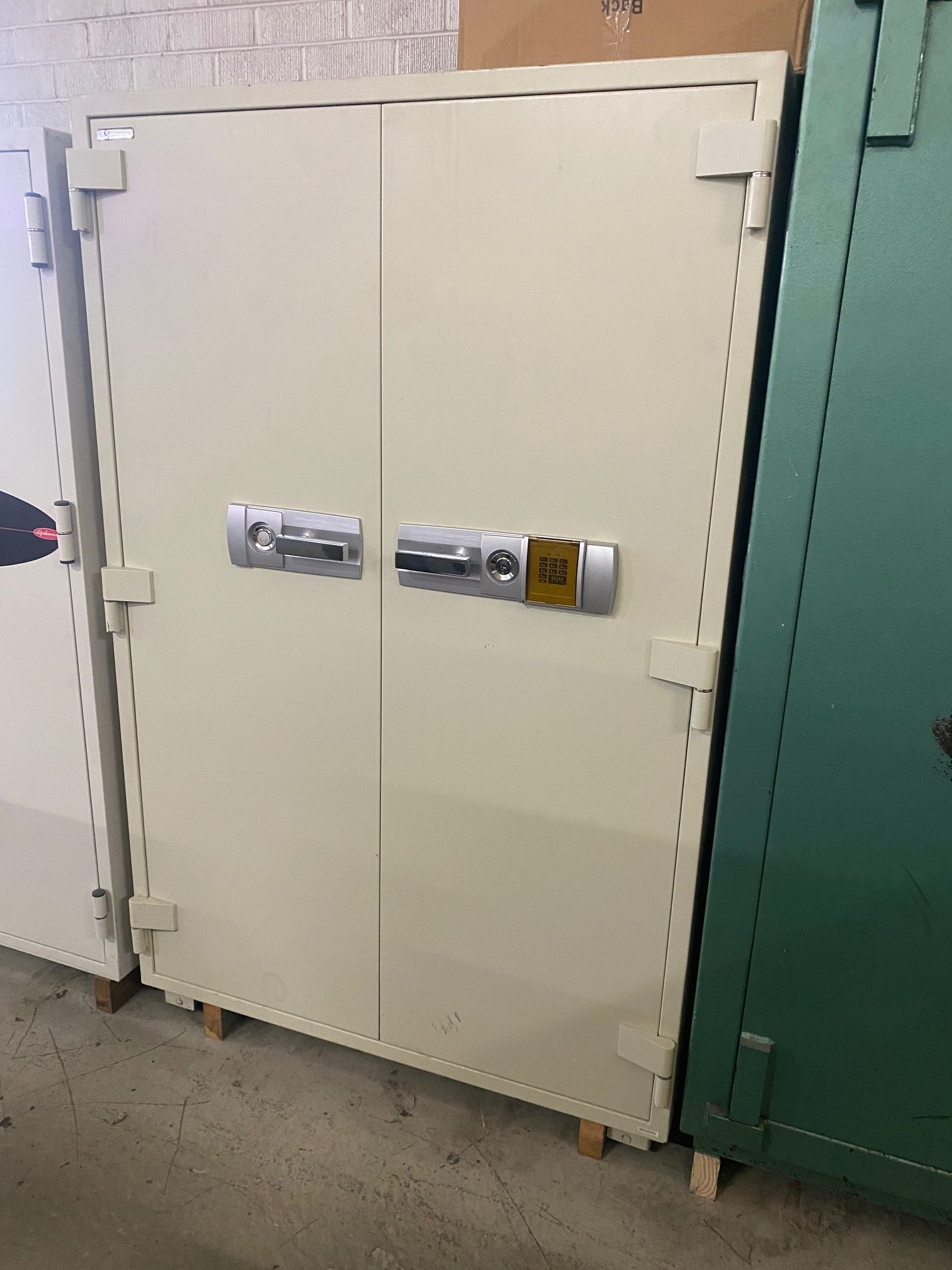 Defiance double door 2 hour fire resistant safe - Used Safes